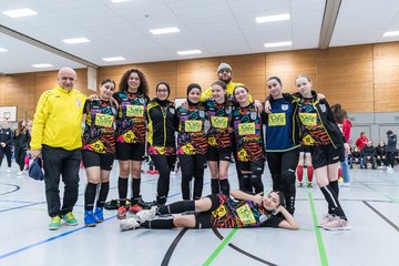 Bild 261 - B2 Loewinnen Cup